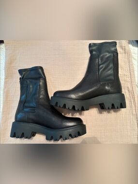 Charles David Hallow Leather Combat Boots with Chunky Lug Sole